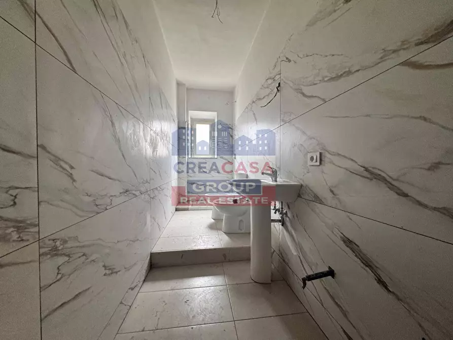 Immagine 11 di Appartamento in vendita  in Via Erice a Giardini-Naxos