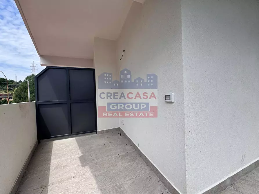 Immagine 14 di Appartamento in vendita  in Via Erice a Giardini-Naxos