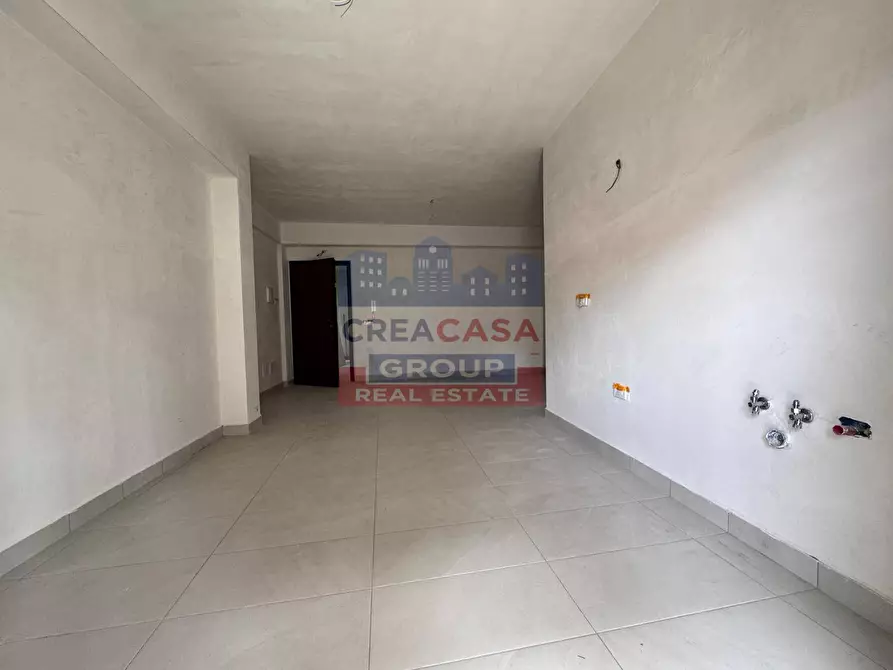 Immagine 4 di Appartamento in vendita  in Via Erice a Giardini-Naxos