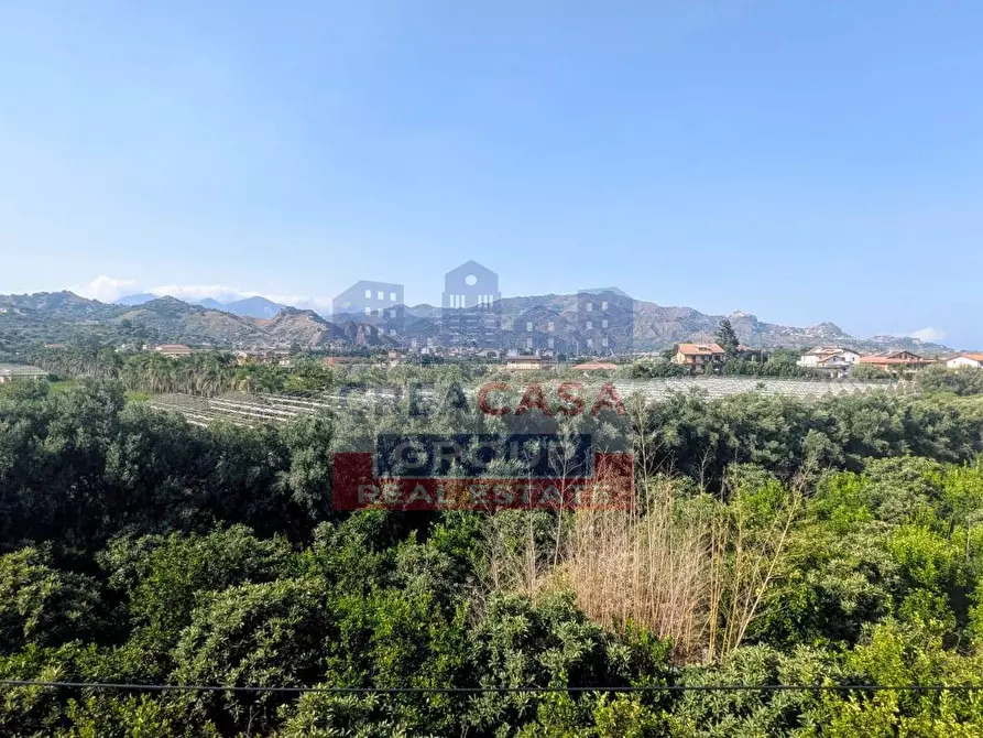 Immagine 25 di Appartamento in vendita  in Via Prof Battaglia a Calatabiano