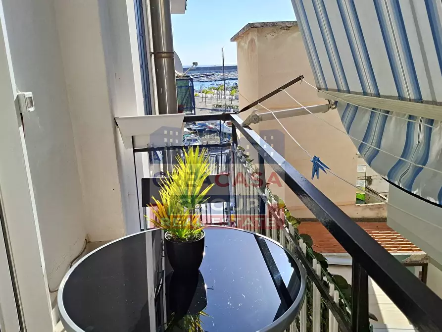 Immagine 19 di Appartamento in affitto  in Via schisò a Giardini-Naxos