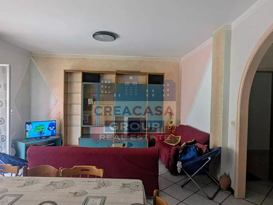 Immagine 7 di Appartamento in vendita  in via G. Garibaldi a Calatabiano