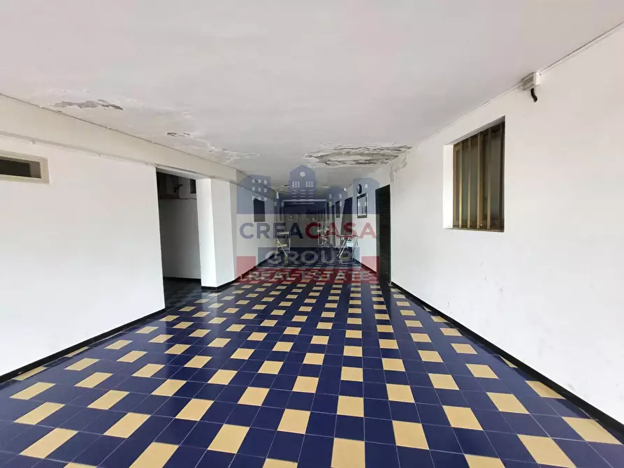 Immagine 7 di Appartamento in vendita  in via Pietrenere a Giardini-Naxos