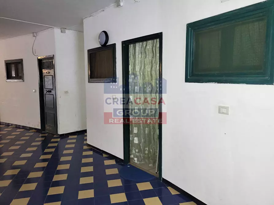 Immagine 8 di Appartamento in vendita  in via Pietrenere a Giardini-Naxos