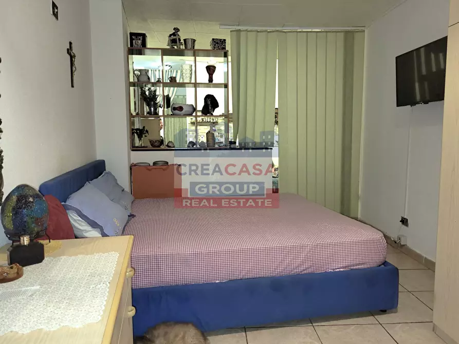 Immagine 12 di Appartamento in vendita  in via Pietrenere a Giardini-Naxos