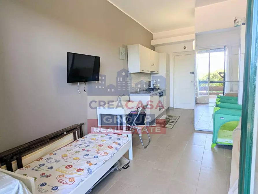 Immagine 4 di Appartamento in vendita  in Pietre Nere a Giardini-Naxos