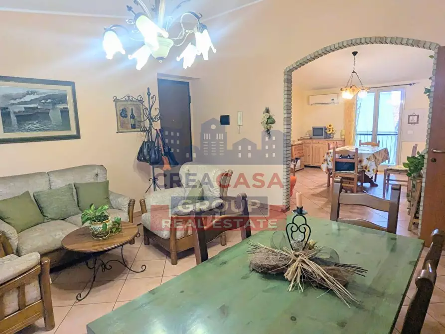 Immagine 5 di Appartamento in vendita  in Via Salvo D'Acquisto a Fiumefreddo Di Sicilia