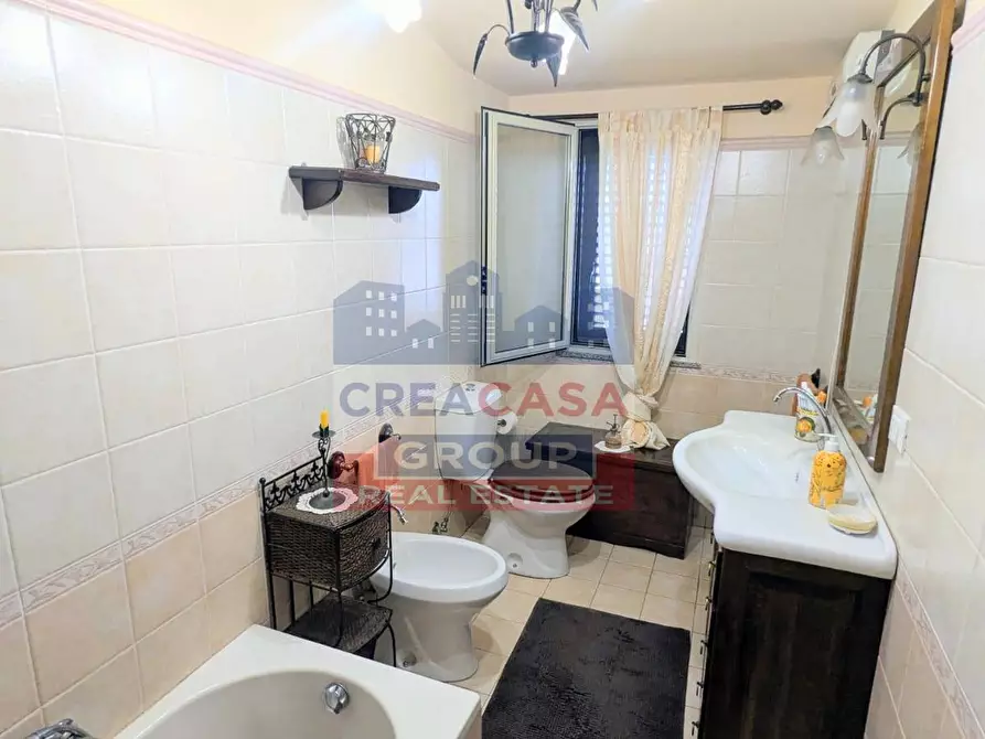 Immagine 26 di Appartamento in vendita  in Via Salvo D'Acquisto a Fiumefreddo Di Sicilia