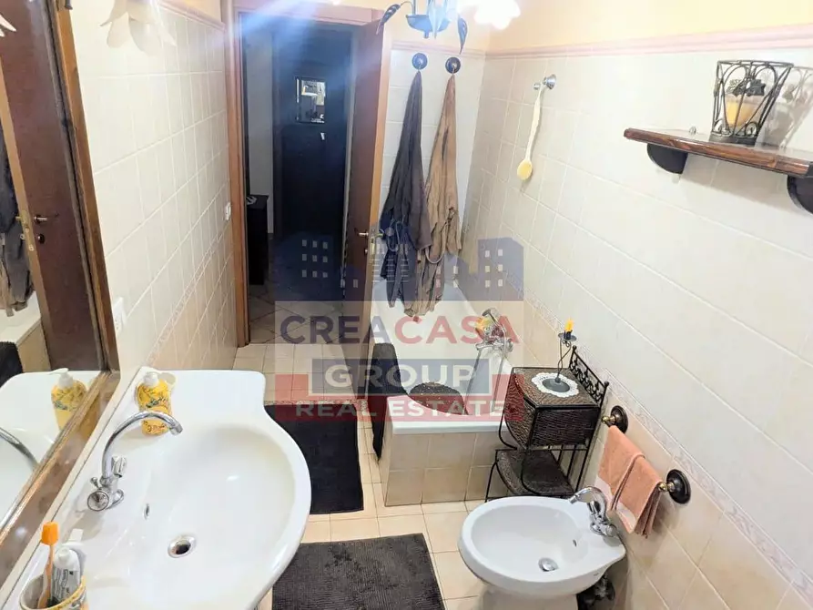 Immagine 28 di Appartamento in vendita  in Via Salvo D'Acquisto a Fiumefreddo Di Sicilia