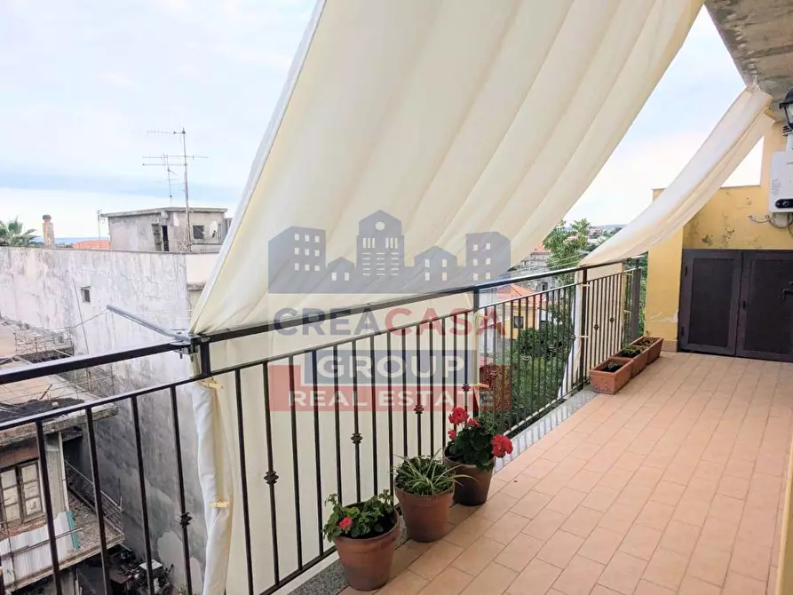 Immagine 37 di Appartamento in vendita  in Via Salvo D'Acquisto a Fiumefreddo Di Sicilia