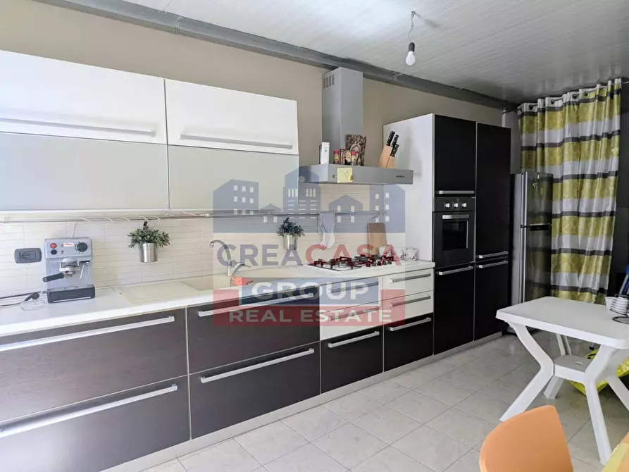 Immagine 3 di Appartamento in vendita  in via degli Ulivi a Giardini-Naxos