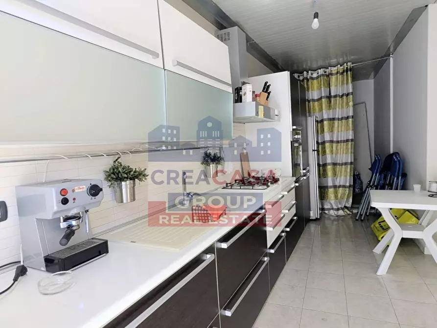 Immagine 5 di Appartamento in vendita  in via degli Ulivi a Giardini-Naxos