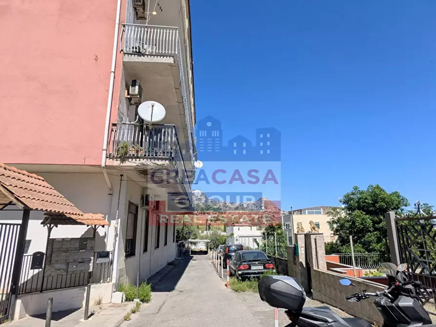 Immagine 38 di Appartamento in vendita  in via degli Ulivi a Giardini-Naxos