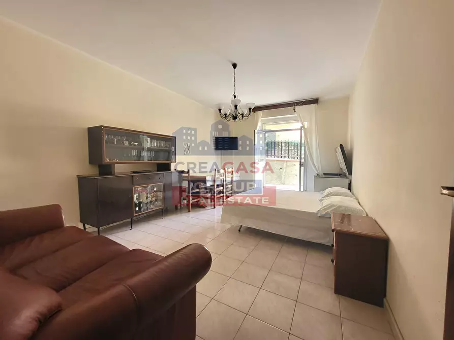 Immagine 14 di Appartamento in vendita  in Via Fiorentino a Santa Teresa Di Riva