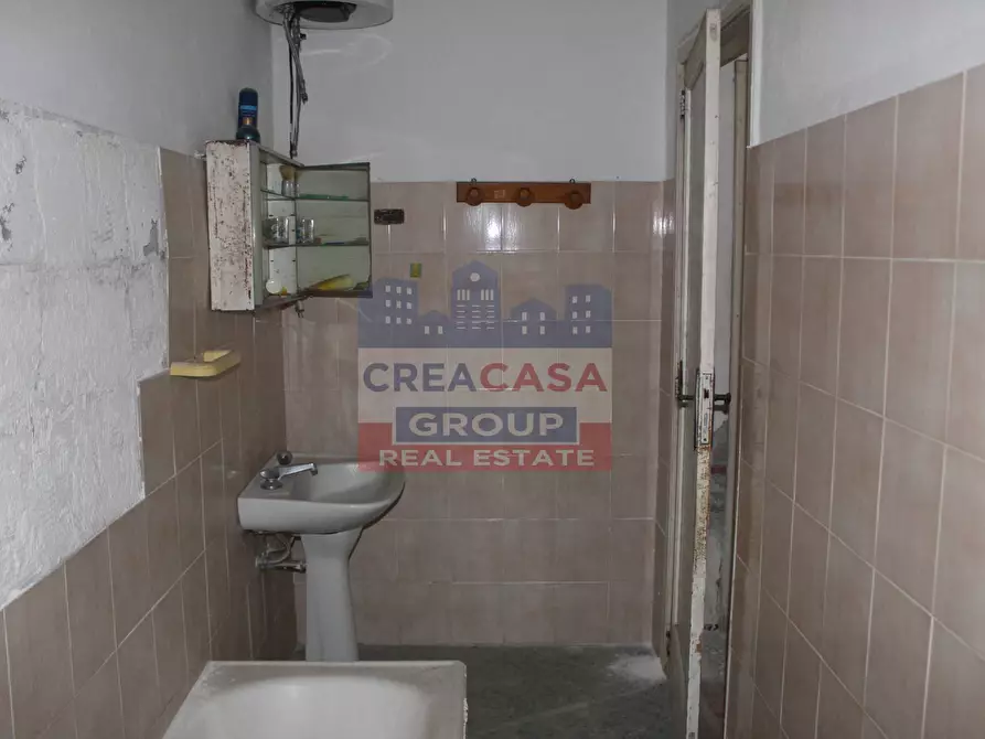 Immagine 25 di Appartamento in vendita  in Via Regina Margherita a Gaggi