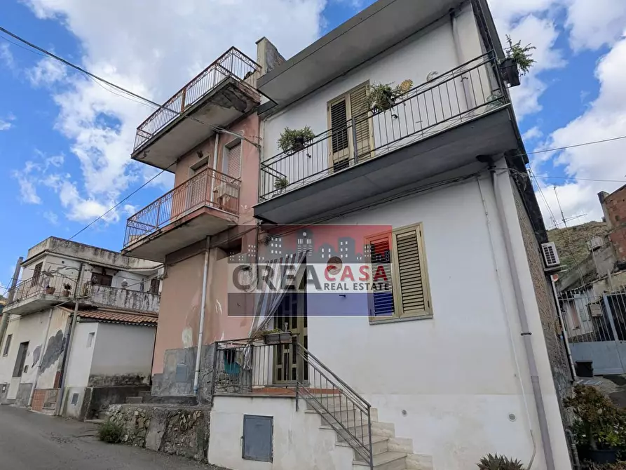Immagine 2 di Casa indipendente in vendita  in Torrente Santa Beatrice a Calatabiano