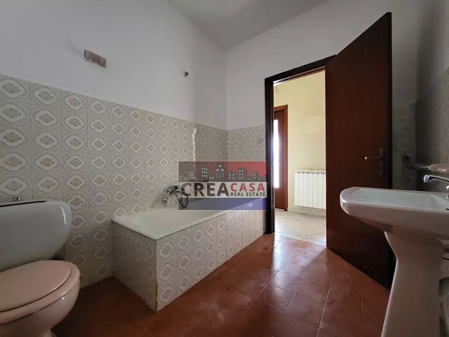 Immagine 34 di Appartamento in vendita  in Via Raffaello Grasso a Giarre