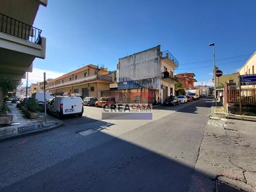 Immagine 57 di Appartamento in vendita  in Via Raffaello Grasso a Giarre