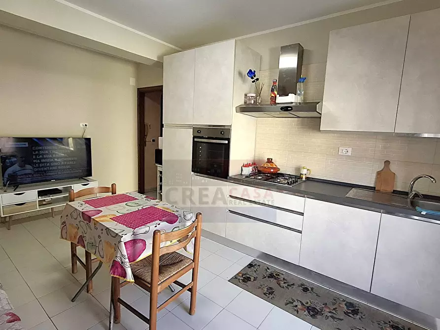 Immagine 4 di Appartamento in vendita  in Via Chianchitta a Giardini-Naxos