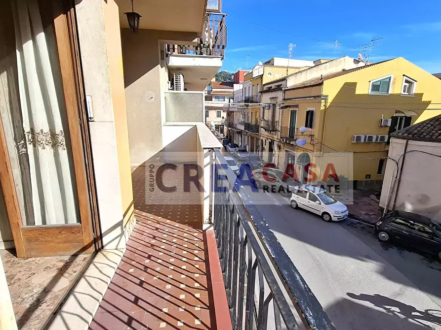 Immagine 10 di Appartamento in vendita  in via umberto| a Giardini-Naxos