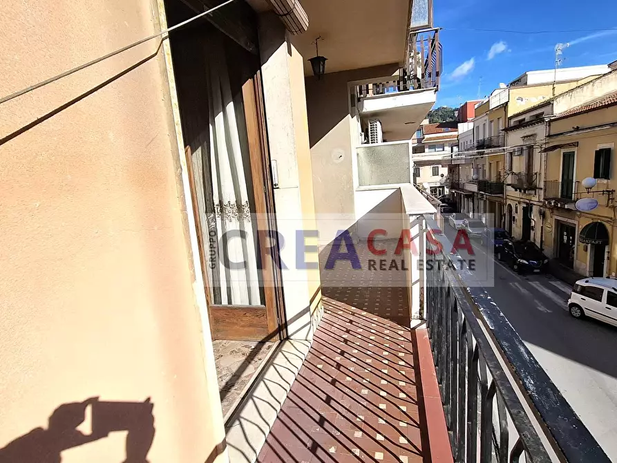 Immagine 17 di Appartamento in vendita  in via umberto| a Giardini-Naxos