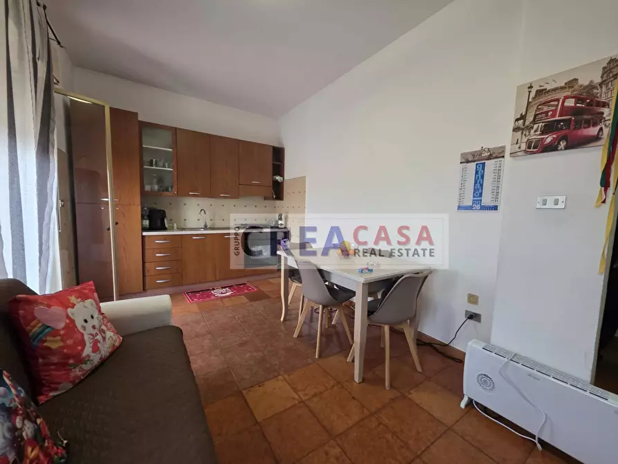 Immagine 4 di Appartamento in vendita  in Via Giuseppe Garibaldi a Calatabiano