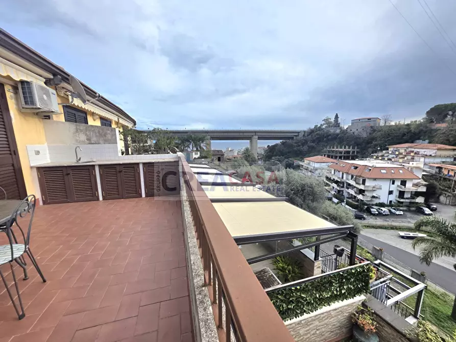 Immagine 6 di Appartamento in vendita  in G. Falcone a Letojanni