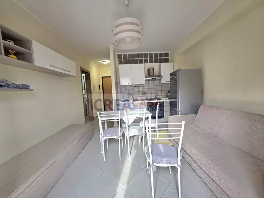 Immagine 10 di Appartamento in vendita  in G. Falcone a Letojanni