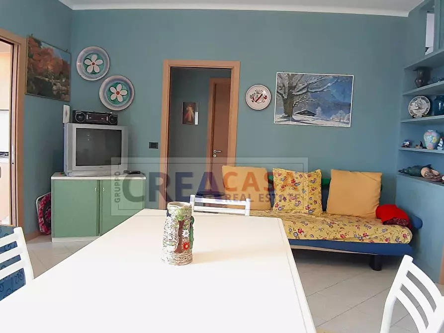 Immagine 3 di Appartamento in vendita  in Via Recanati a Giardini-Naxos