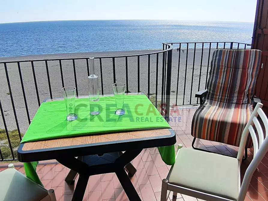 Immagine 8 di Appartamento in vendita  in Via Recanati a Giardini-Naxos