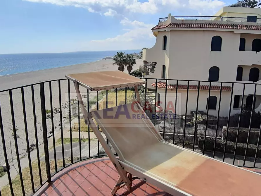 Immagine 18 di Appartamento in vendita  in Via Recanati a Giardini-Naxos