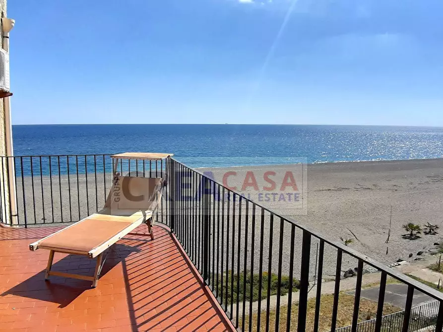 Immagine 28 di Appartamento in vendita  in Via Recanati a Giardini-Naxos