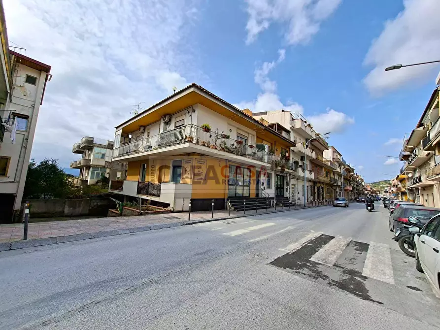 Immagine 19 di Appartamento in vendita  in via Francavilla a Taormina