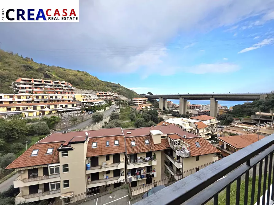 Immagine 23 di Appartamento in vendita  in P. Borsellino a Letojanni