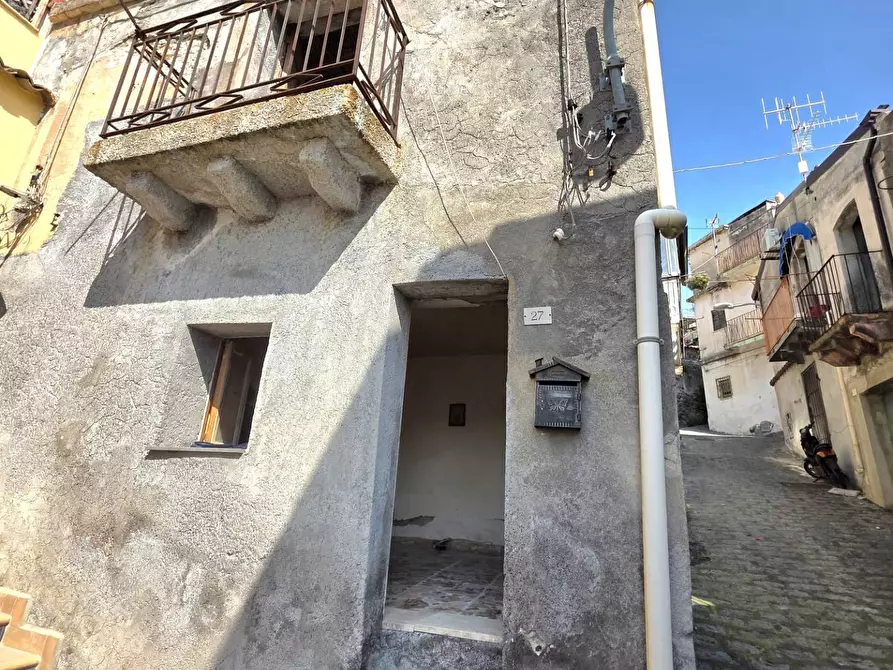 Immagine 4 di Casa indipendente in vendita  in via Arrigo Rosso a Calatabiano