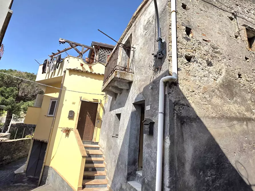 Immagine 8 di Casa indipendente in vendita  in via Arrigo Rosso a Calatabiano