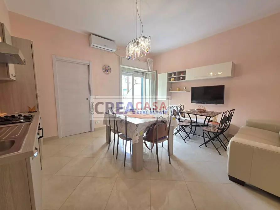 Immagine 4 di Appartamento in vendita  in via Pietre Nere a Giardini-Naxos