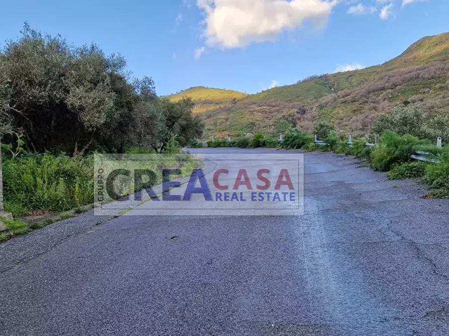 Immagine 3 di Villa in vendita  in contrada Feo a Graniti