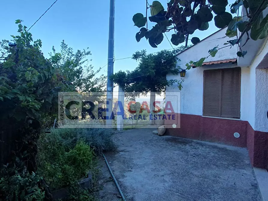 Immagine 8 di Villa in vendita  in contrada Feo a Graniti