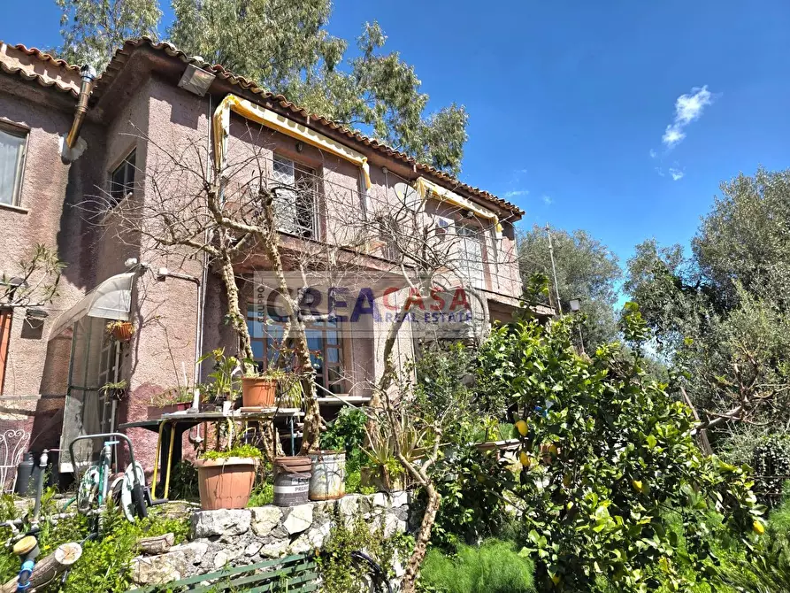 Immagine 40 di Villa in vendita  in c.da Saracena a Antillo
