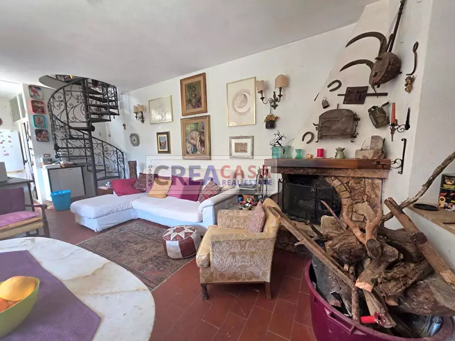 Immagine 4 di Villa in vendita  in c.da Saracena a Antillo