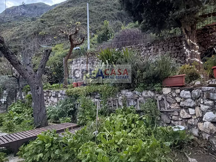 Immagine 67 di Villa in vendita  in c.da Saracena a Antillo