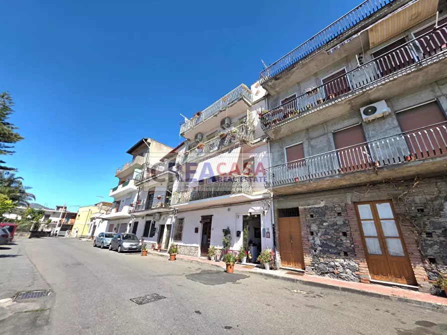 Immagine 45 di Appartamento in vendita  in via Cannizzoli a Taormina