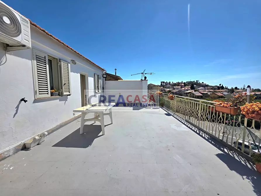 Immagine 36 di Appartamento in vendita  in via Cannizzoli a Taormina