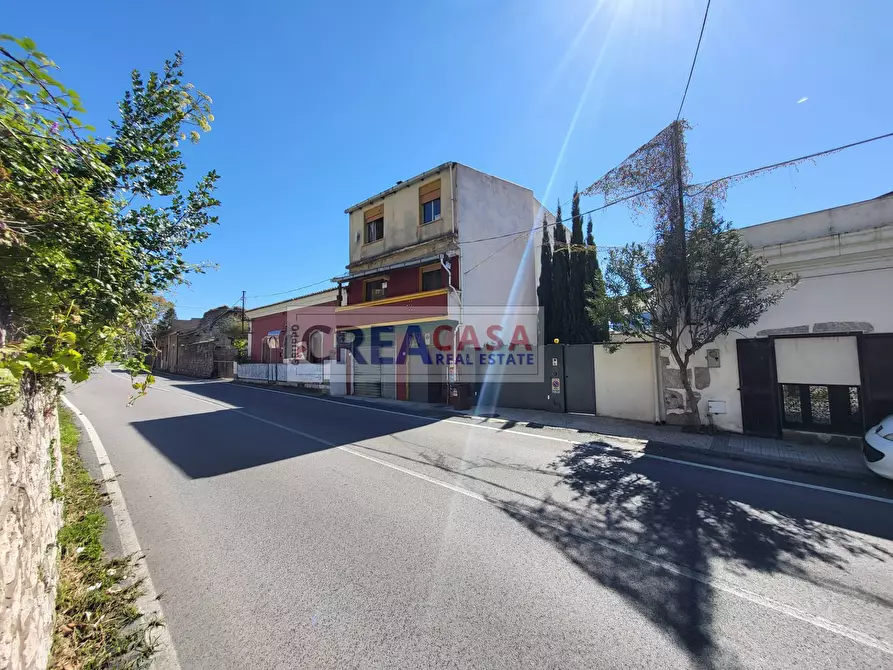 Immagine 2 di Casa indipendente in vendita  in Via Santa Margherita a Sant'alessio Siculo