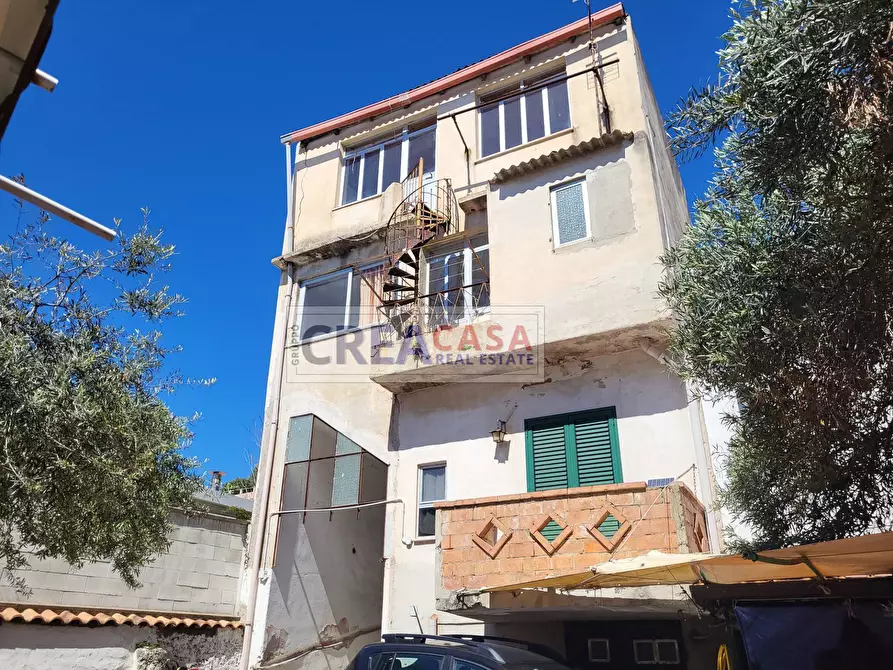 Immagine 7 di Casa indipendente in vendita  in Via Santa Margherita a Sant'alessio Siculo