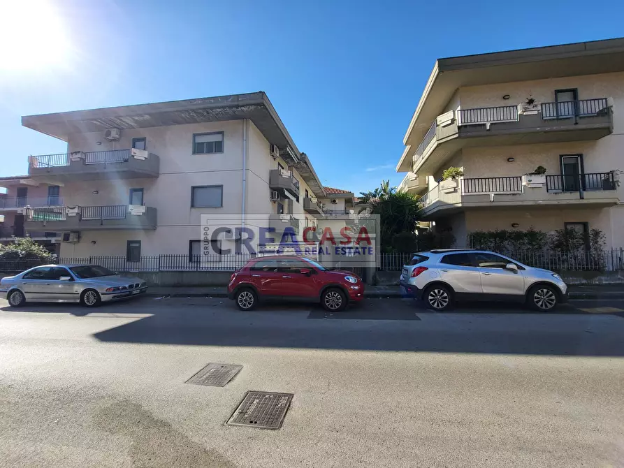 Immagine 2 di Appartamento in vendita  in Via Federico de roberto a Mascali