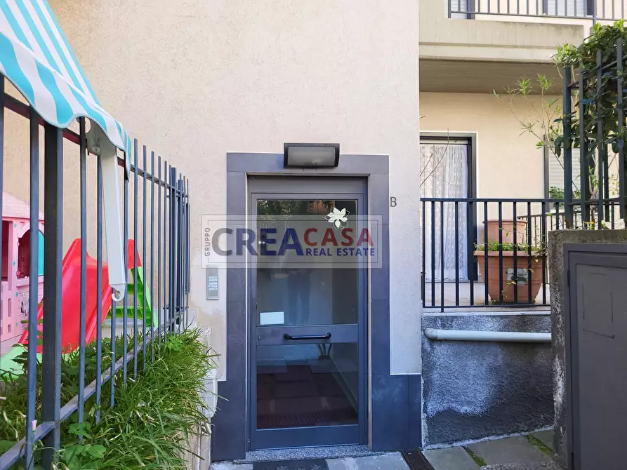 Immagine 5 di Appartamento in vendita  in Via Federico de roberto a Mascali