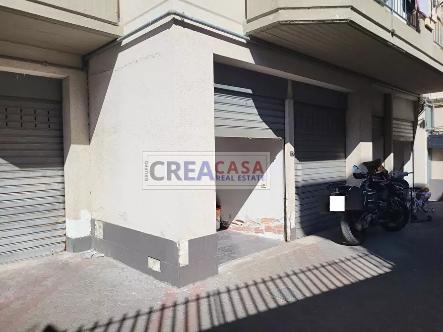 Immagine 37 di Appartamento in vendita  in Via Federico de roberto a Mascali