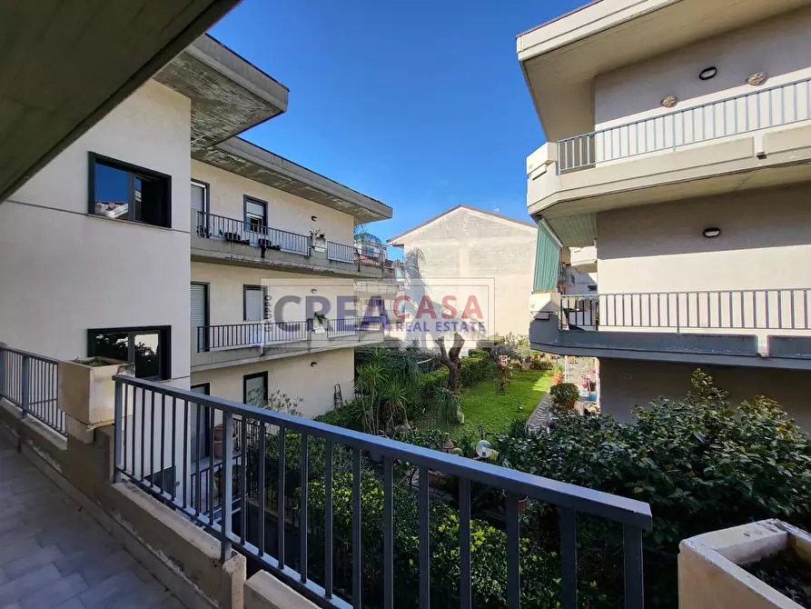 Immagine 1 di Appartamento in vendita  in Via Federico de roberto a Mascali